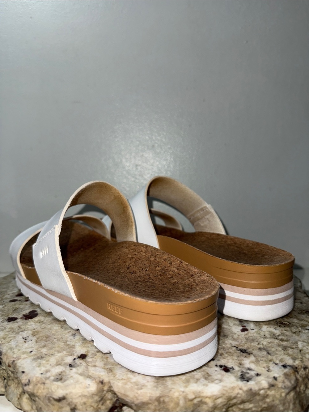 Reef Cushion Vista Hi Women's Arch Support Sandals White Dual-Strap Cork Sz 9 - Picture 7 of 13